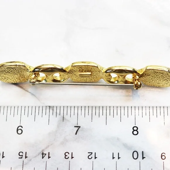 ⚜️PAOLO GUCCI Simulated Pearl Gold Tone Brooch ✨